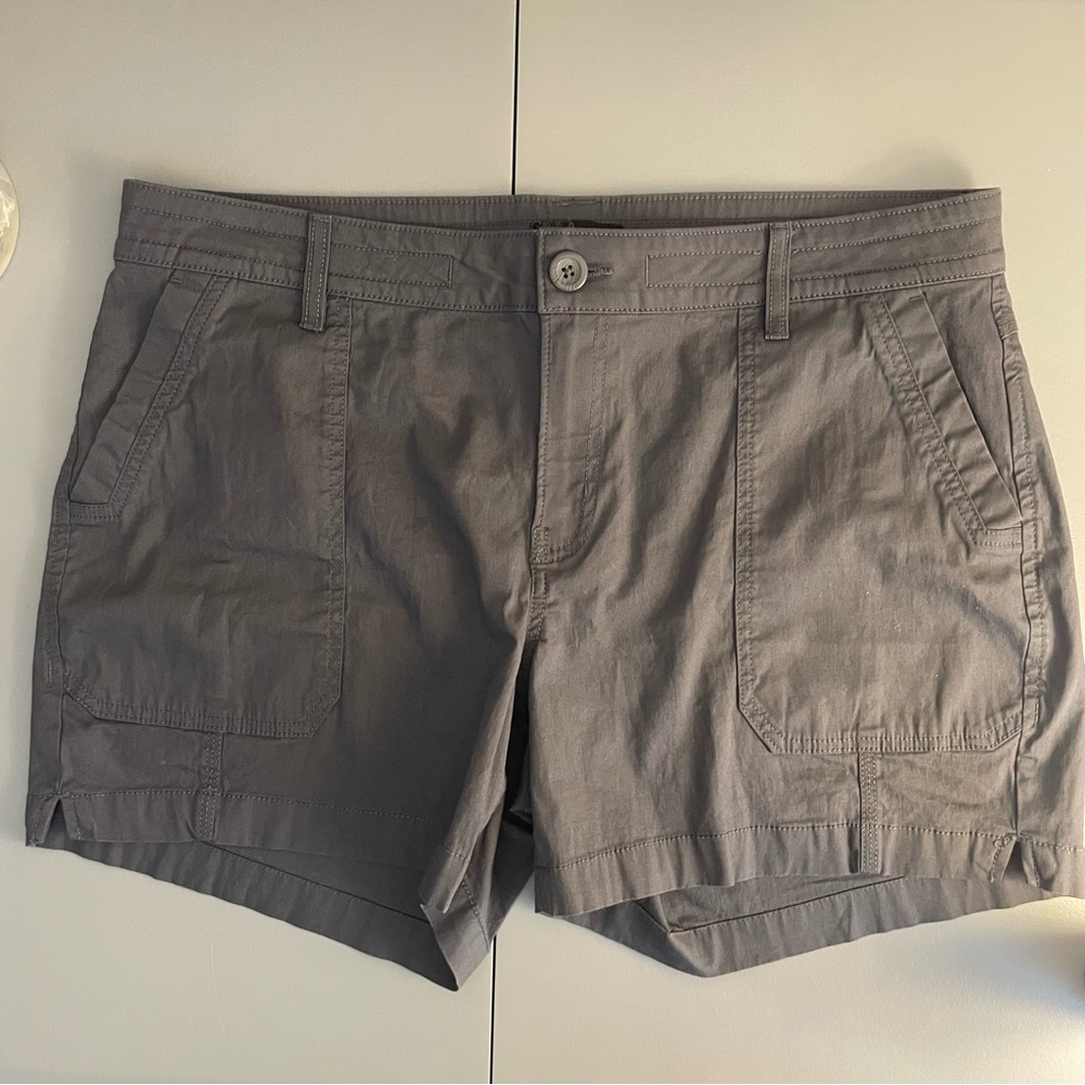 Prana Grey Elle Shorts Size 14/32 5 Inch Inseam Cotton Stretch Mid Rise - Picture 3 of 12